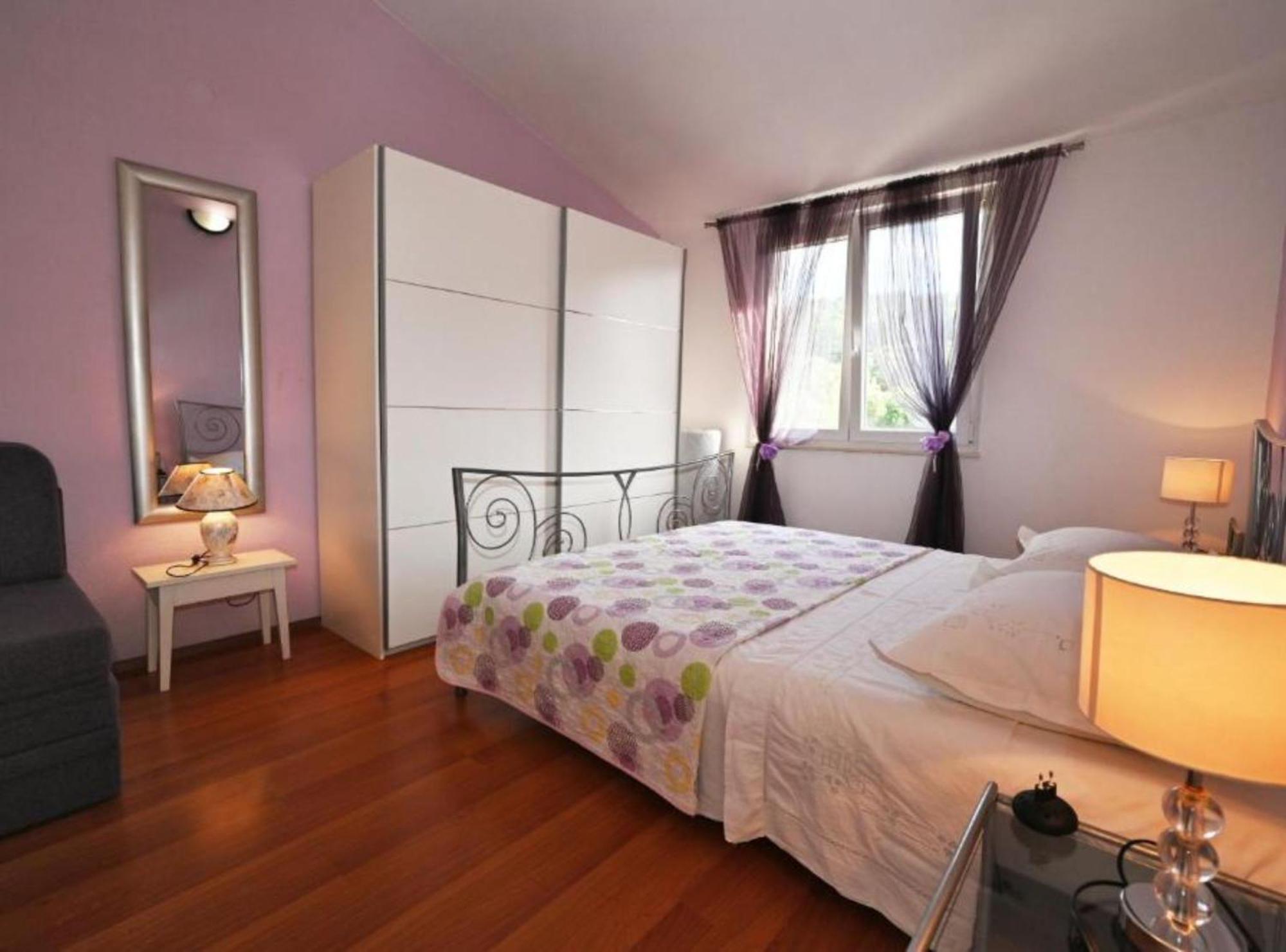 Apartments Mihovilovic - 50 M From Beach Slatine Habitación foto